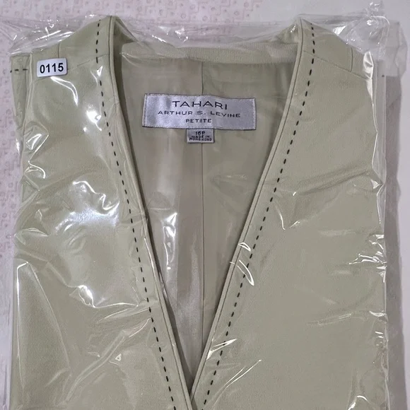 Tahari Jacket Green Pistachio Size 16P - Picture 10 of 12
